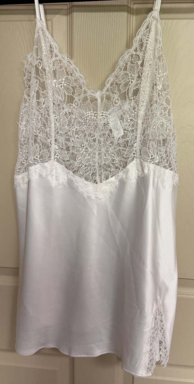 Victoria's Secret Babydoll White Satin Lace Trim Slip Nightgown XL Side Slit